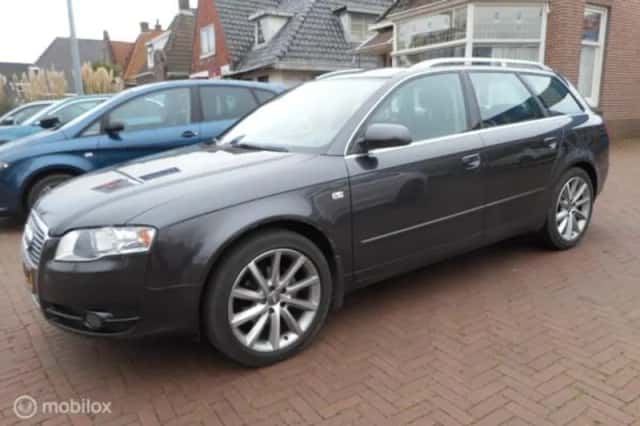 Audi A4 (2007) thumbnail 3