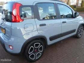 Fiat Panda (2022) thumbnail 4