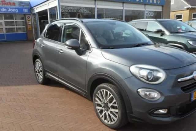Fiat 500 (2015) thumbnail 1