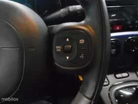 Fiat Panda (2015) thumbnail 21