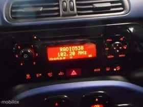 Fiat Panda (2015) thumbnail 24