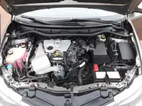 Toyota Auris (2017) thumbnail 42