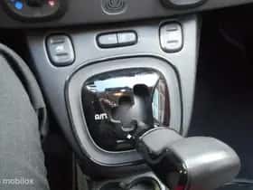 Fiat Panda (2016) thumbnail 15