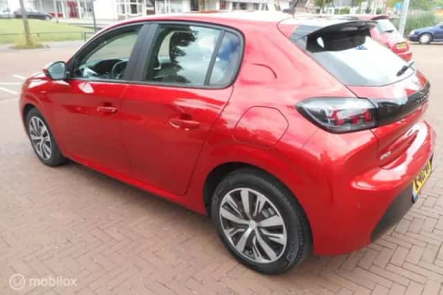 Peugeot 208 (2020) thumbnail 5