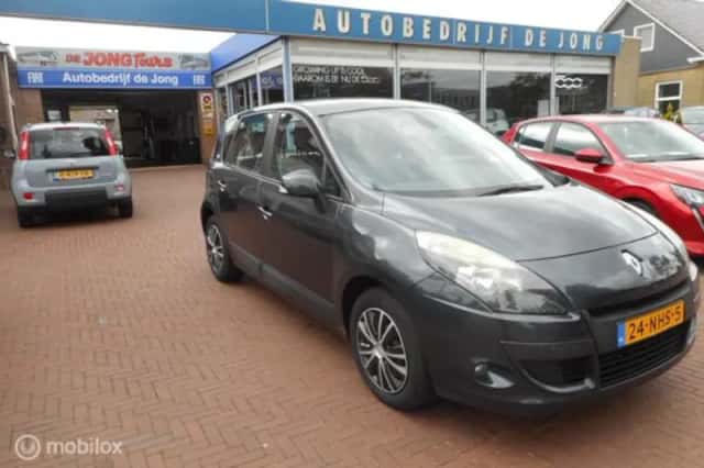 Renault Grand (2010) thumbnail 1