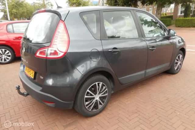 Renault Grand (2010) thumbnail 3