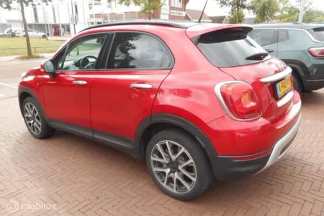 Fiat 500 (2021) thumbnail 4