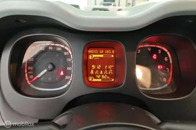 Fiat Panda (2020) thumbnail 5