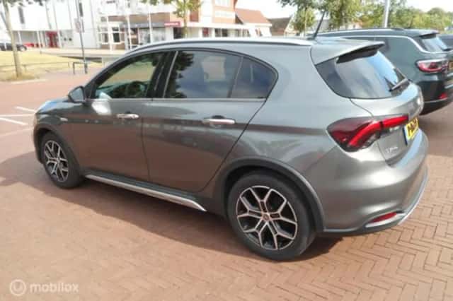 Fiat Tipo (2023) thumbnail 4