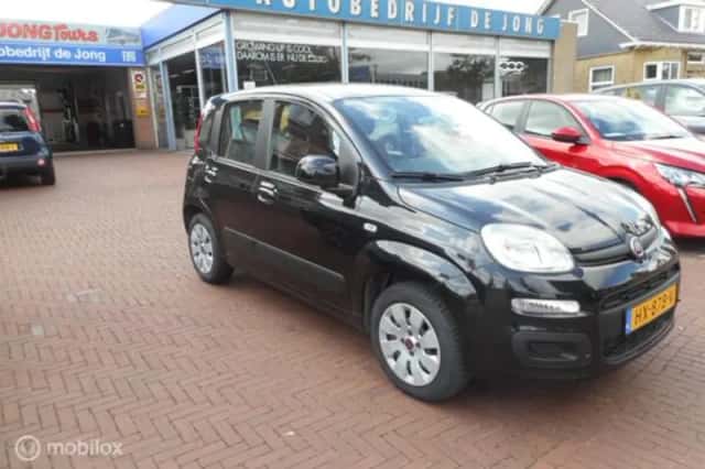 Fiat Panda (2016) thumbnail 1