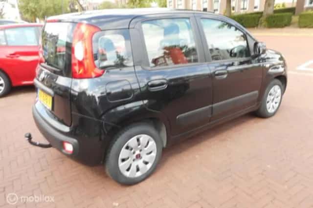 Fiat Panda (2016) thumbnail 3