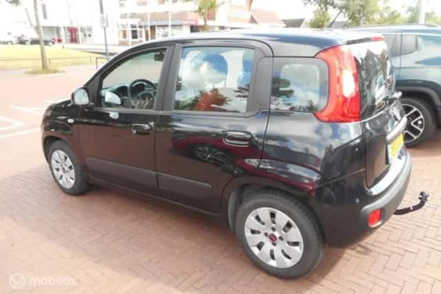 Fiat Panda (2016) thumbnail 4