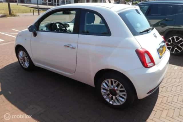 Fiat 500 (2016) thumbnail 4