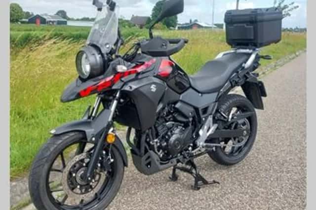 Suzuki V-STROM (2019) thumbnail 4
