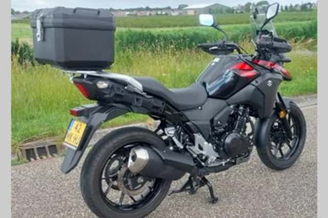 Suzuki V-STROM (2019) thumbnail 6