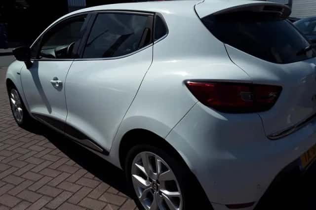 Renault Clio (2018) thumbnail 6