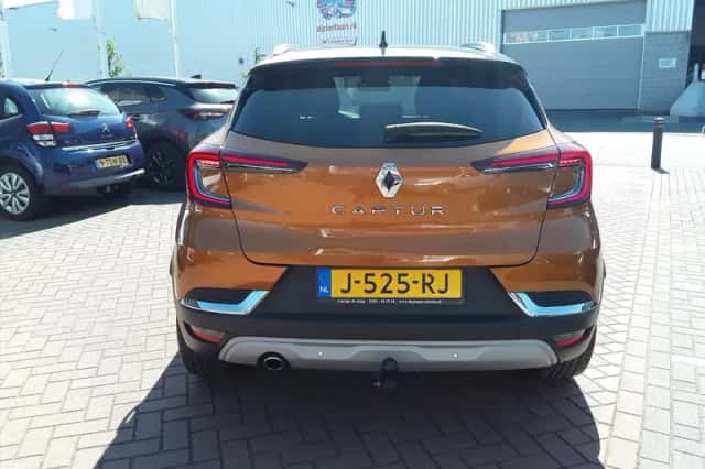 Renault Captur (2020) thumbnail 5