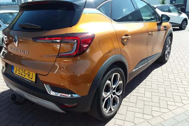 Renault Captur (2020) thumbnail 6