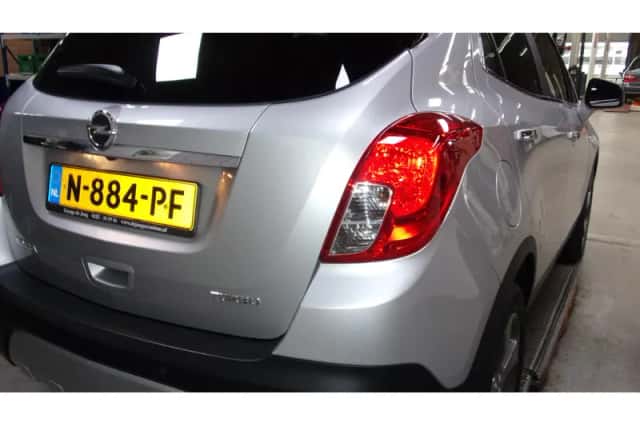 Opel Mokka (2014) thumbnail 2