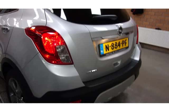 Opel Mokka (2014) thumbnail 3