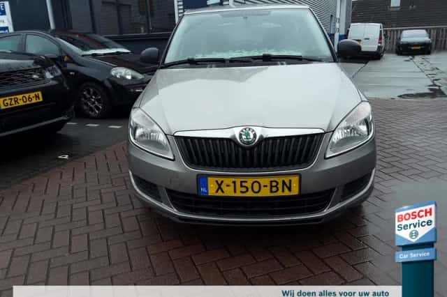 Škoda Fabia (2011) thumbnail 2