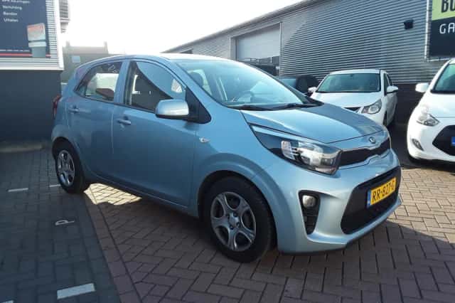 Kia Picanto (2018) thumbnail 3