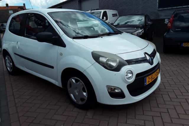 Renault Twingo (2013) thumbnail 3