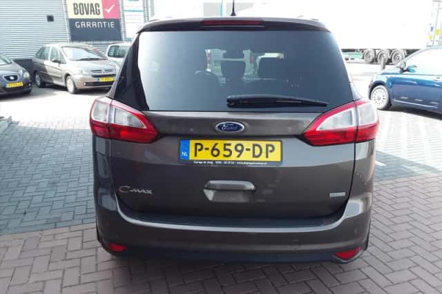 Ford Grand C-Max (2016) thumbnail 5