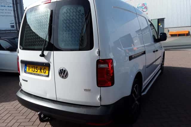Volkswagen Caddy (2017) thumbnail 4