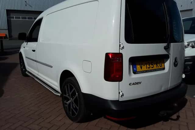 Volkswagen Caddy (2017) thumbnail 5