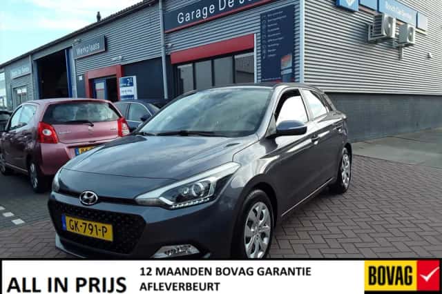 Hyundai i20 (2015) thumbnail 1