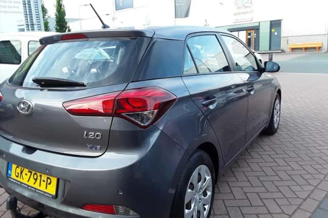 Hyundai i20 (2015) thumbnail 6