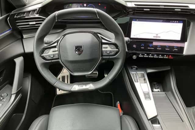 Peugeot e-308 (2023) thumbnail 5