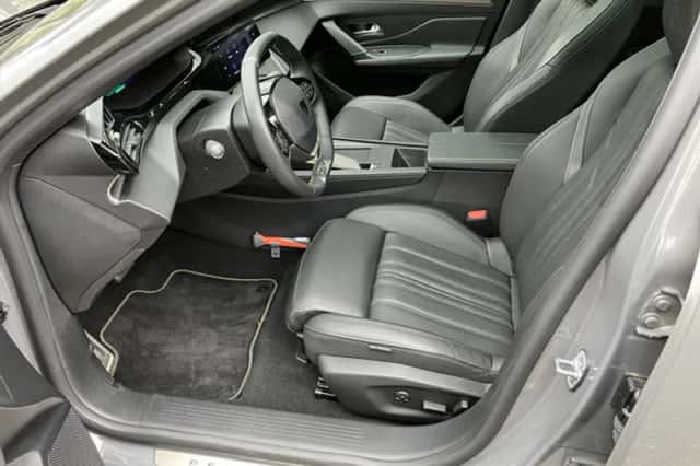 Peugeot e-308 (2023) thumbnail 6