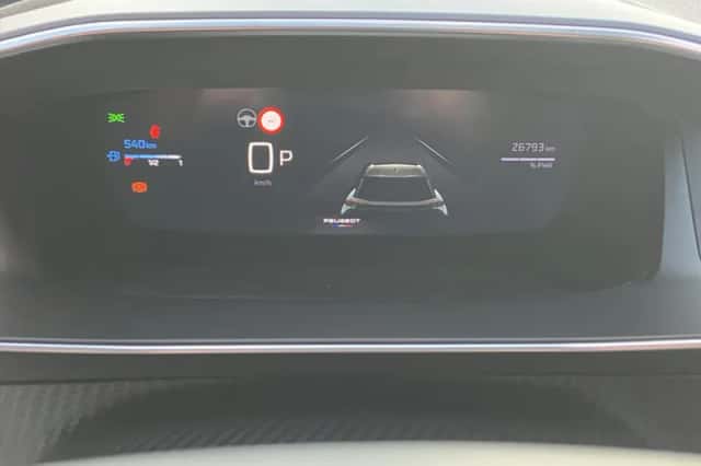 Peugeot 2008 (2024) thumbnail 3