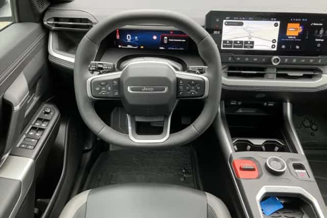Jeep Compass (2026) thumbnail 3