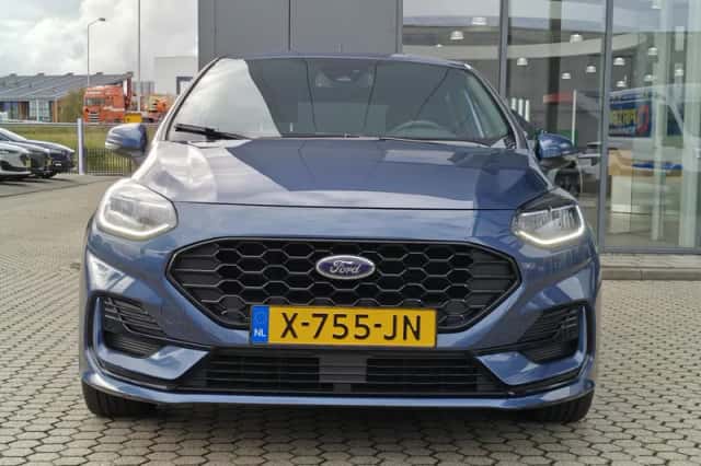 Ford Fiesta (2023) thumbnail 12