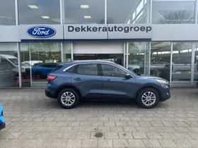 Ford Kuga (2022) thumbnail 19