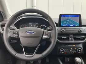 Ford Focus (2021) thumbnail 15