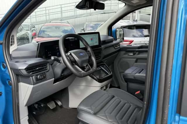 Ford Transit Custom (2026) thumbnail 13