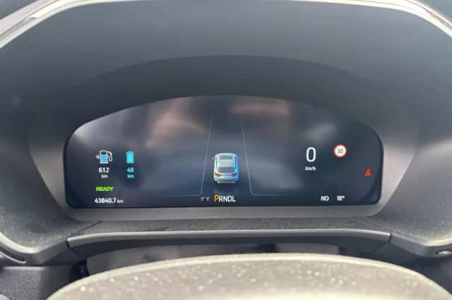 Ford Kuga (2024) thumbnail 5