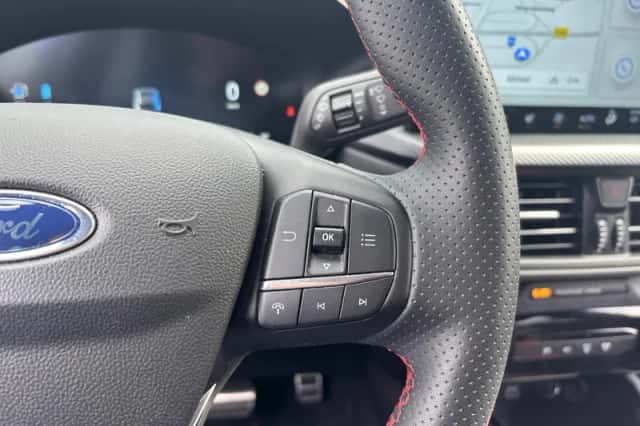 Ford Kuga (2024) thumbnail 6