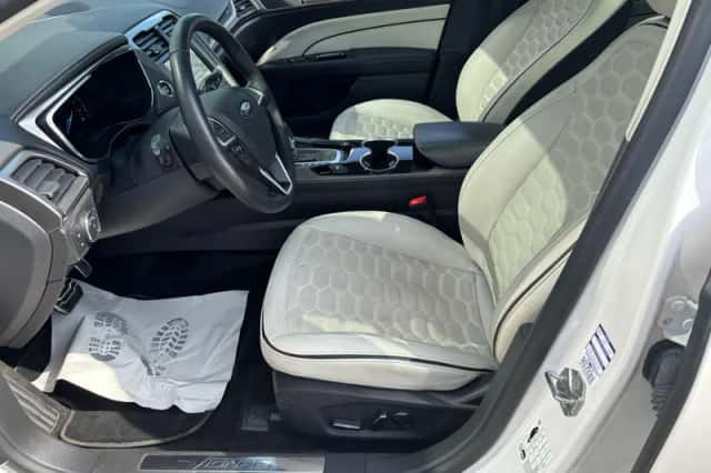 Ford Mondeo (2021) thumbnail 14