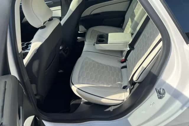 Ford Mondeo (2021) thumbnail 15