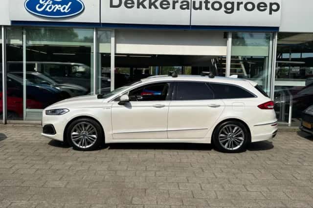 Ford Mondeo (2021) thumbnail 3