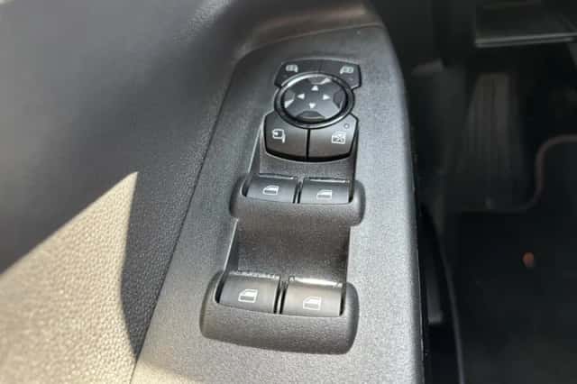 Ford EcoSport (2022) thumbnail 3
