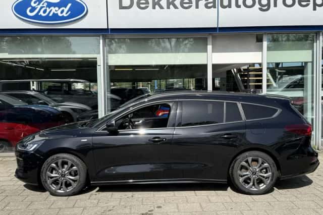 Ford Focus (2024) thumbnail 4