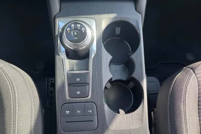 Ford Kuga (2021) thumbnail 11