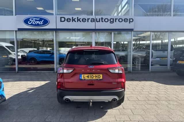 Ford Kuga (2021) thumbnail 23