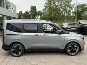 Ford Tourneo Courier (2025) thumbnail 5